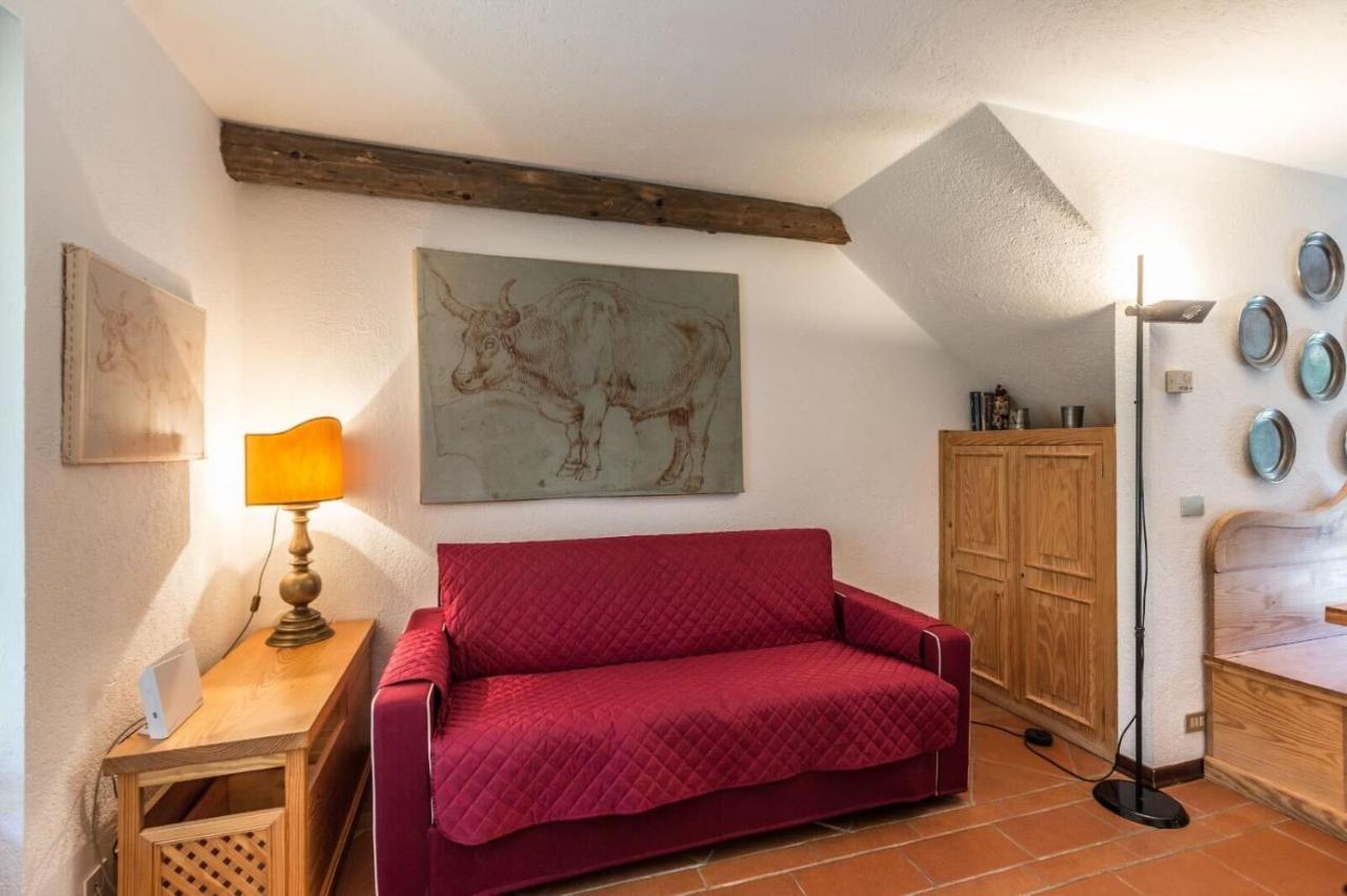 Altido Charming Apartments With Mountain Views And Green Backyard In Verrand Luaran gambar