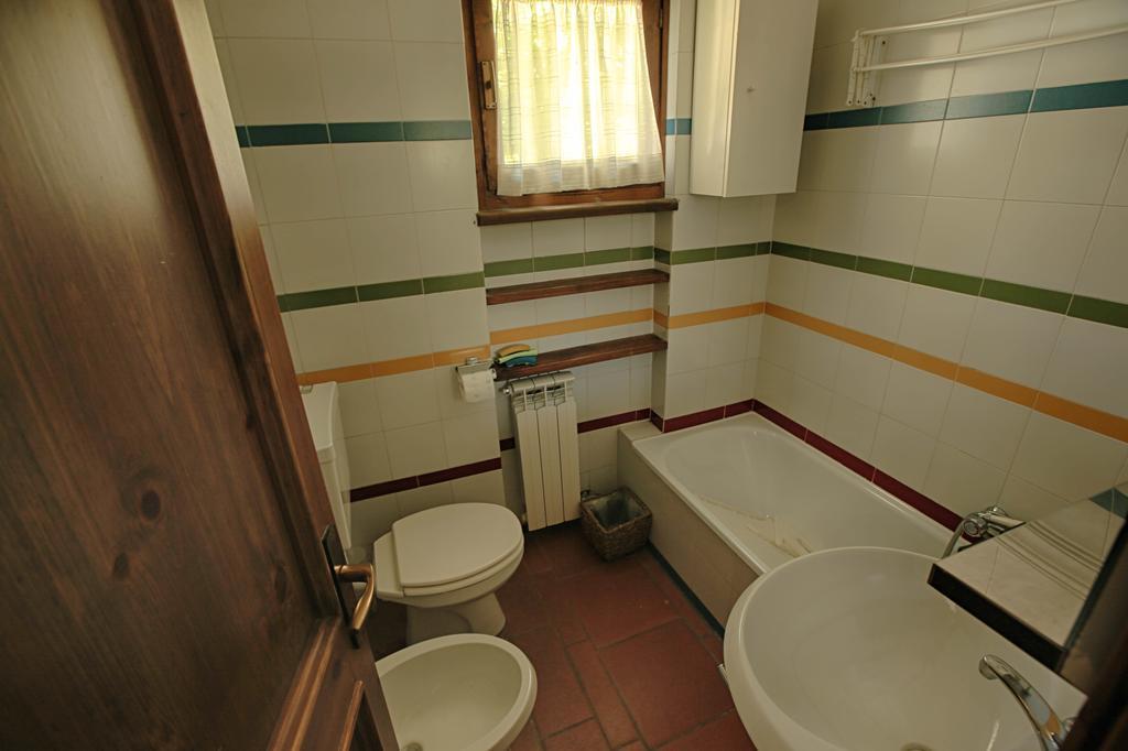 Altido Charming Apartments With Mountain Views And Green Backyard In Verrand Bilik gambar